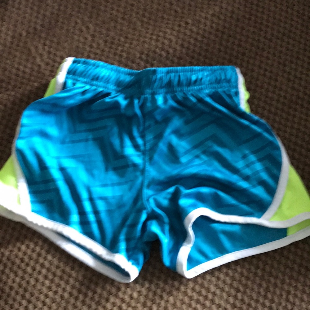 Short work out shorts